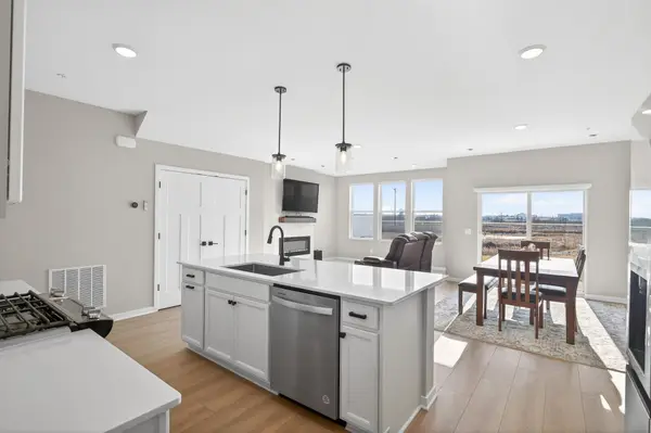 10435 Ithaca Lane N, Maple Grove, MN 55369