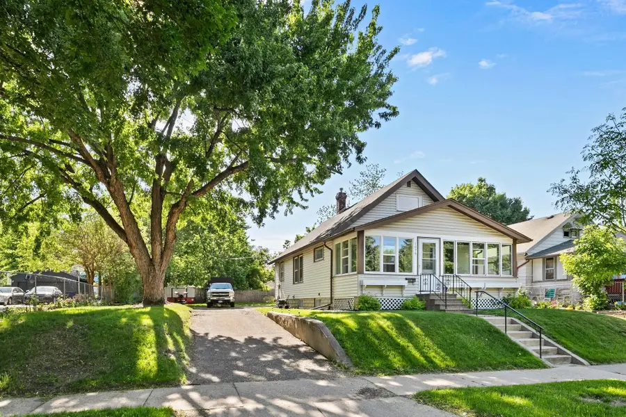 1075 Farrington Street, Saint Paul, MN 55117 - #3