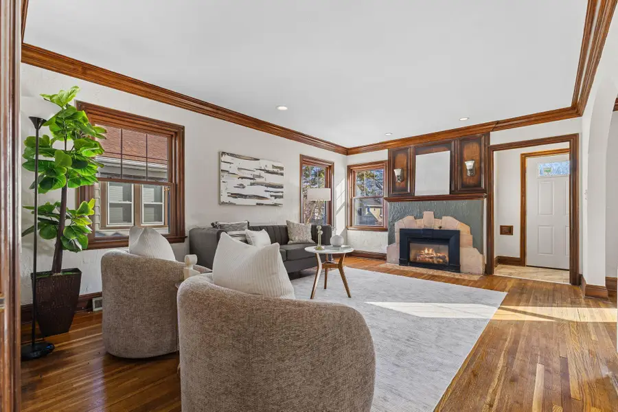 2639 Logan Avenue N, Minneapolis, MN 55411 - #3