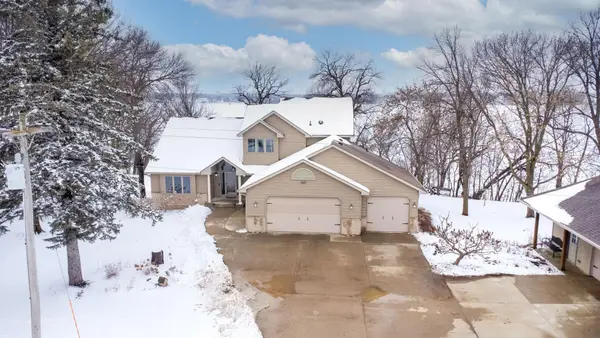 5017 Imhoff Avenue Sw, Howard Lake, MN 55349