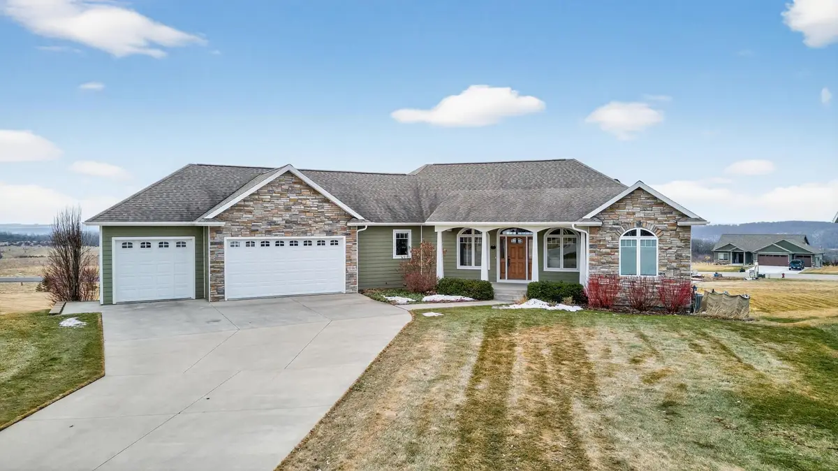 17176 Hilltop Lane Se, Chatfield, MN 55923 - #1