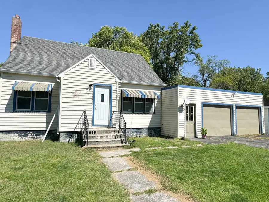 207 E Duroe Street, Jeffers, MN 56145 - #3