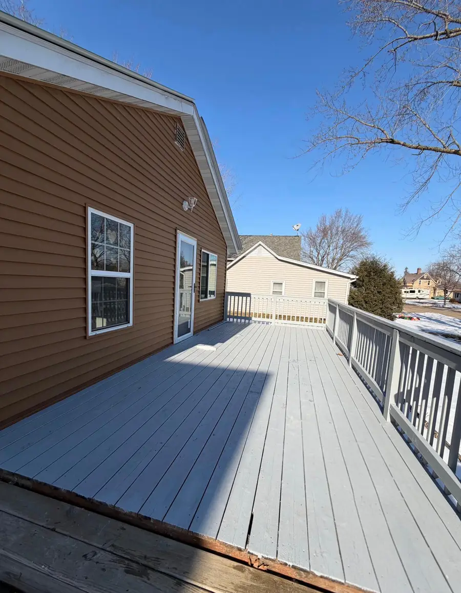 820 S Sixth Street S, Lake City, MN 55041 - #3