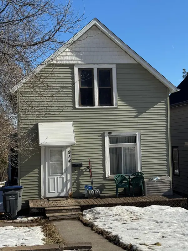 914 N 59th Avenue W, Duluth, MN 55807