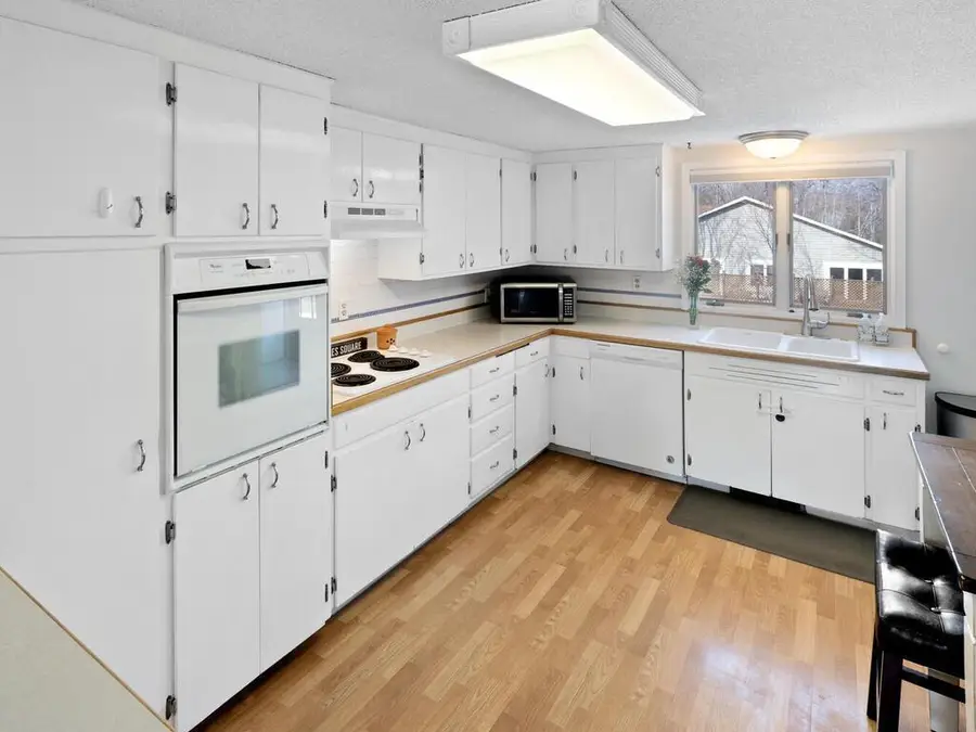 2864 Aglen Street, Roseville, MN 55113 - #3