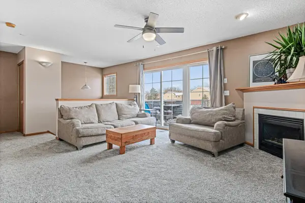 2209 E 117th Street E #109, Burnsville, MN 55337