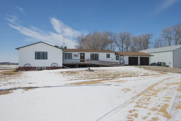 48994 County Road 13, North Mankato, MN 56003