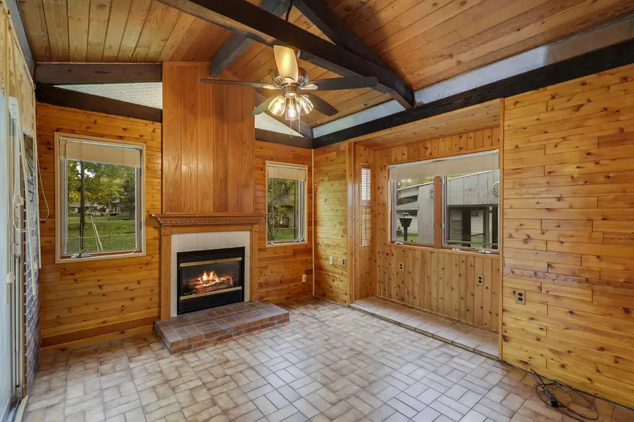 9109 Northwood Parkway, New Hope, MN 55427 - #2