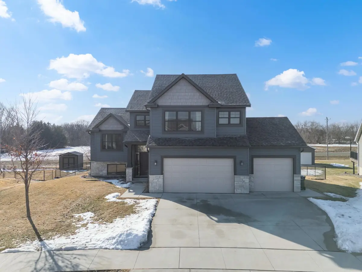 2260 Starburst Drive Sw, Rochester, MN 55902 - #1
