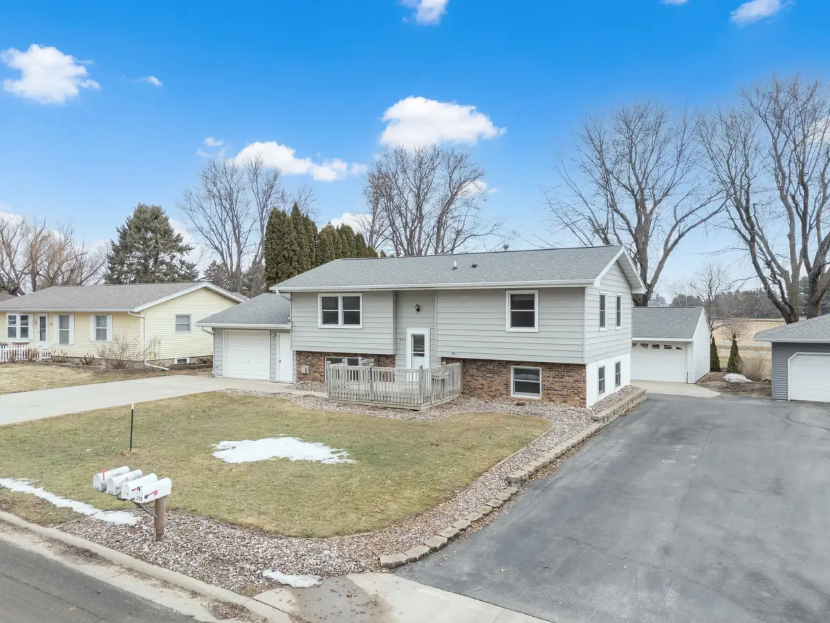 223 Rena Belle Street Nw, Eyota, MN 55934 - #1