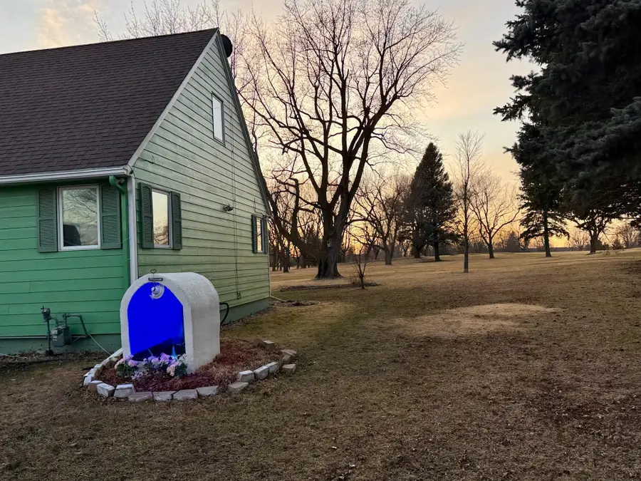 1025 Pershing Boulevard, Worthington, MN 56187 - #3