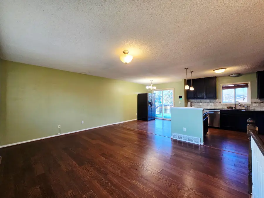 3016 80th Avenue N, Brooklyn Park, MN 55444 - #3