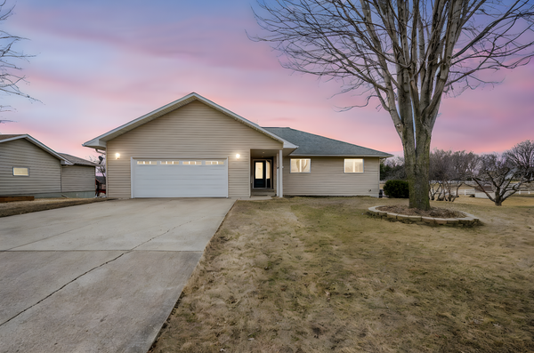 923 Martin Street, Fairmont, MN 56031