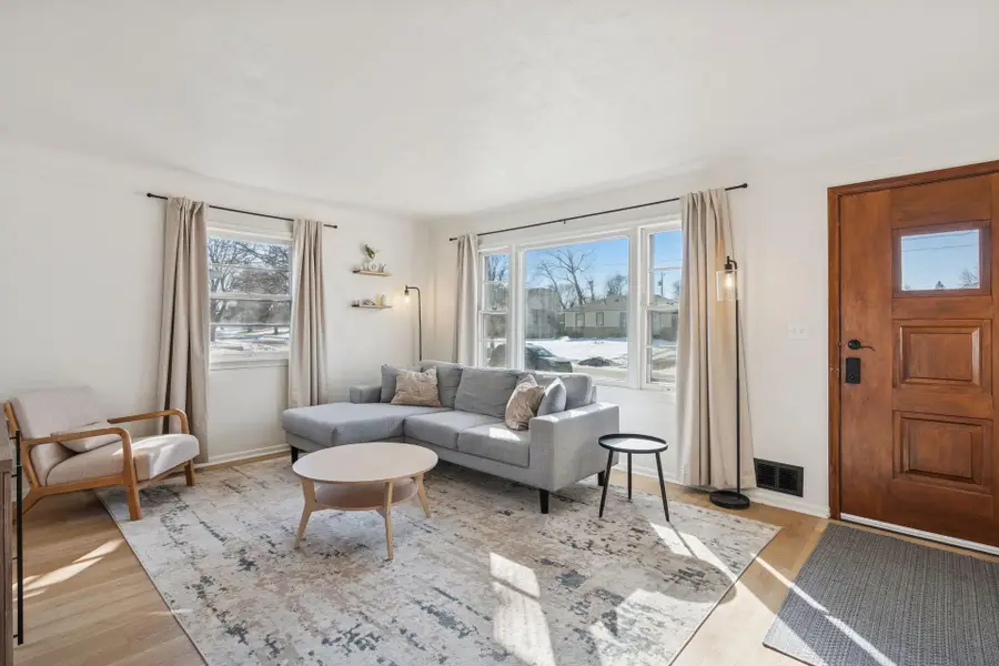 2068 Longview Drive, New Brighton, MN 55112 - #2