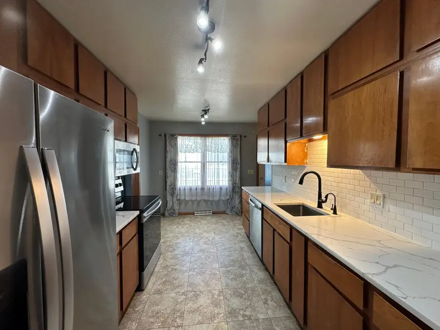 101 E Virginia Street, Luverne, MN 56156 - #3