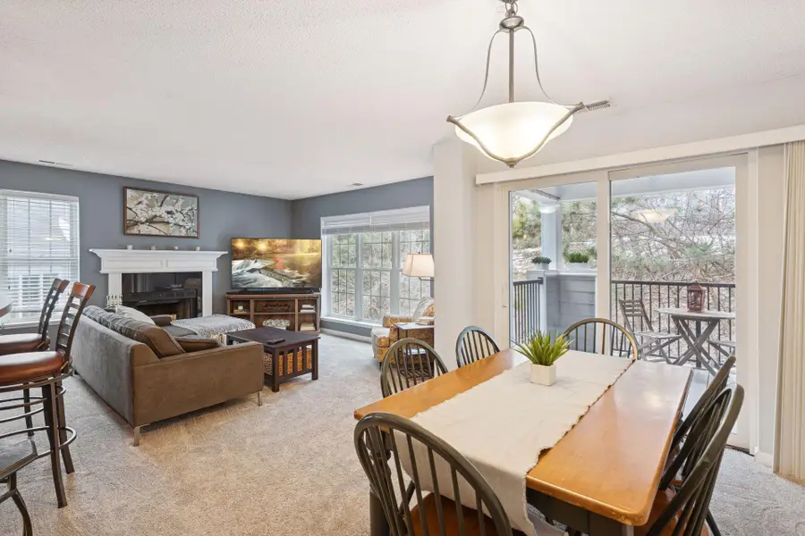 5970 Chasewood Parkway #201, Hopkins, MN 55343 - #2