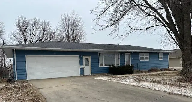 519 E Hollett Street, Tracy, MN 56175 - #1