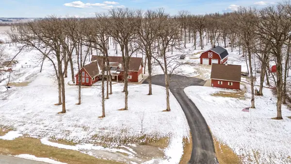 12510 County Road 9, Eyota, MN 55934