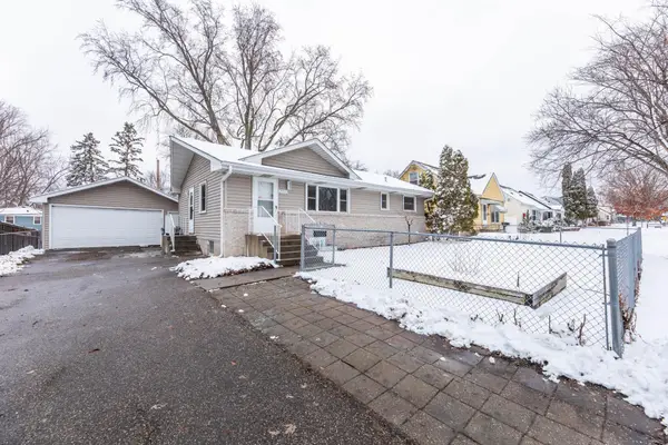 2113 Fairway Drive Ne, Columbia Heights, MN 55421