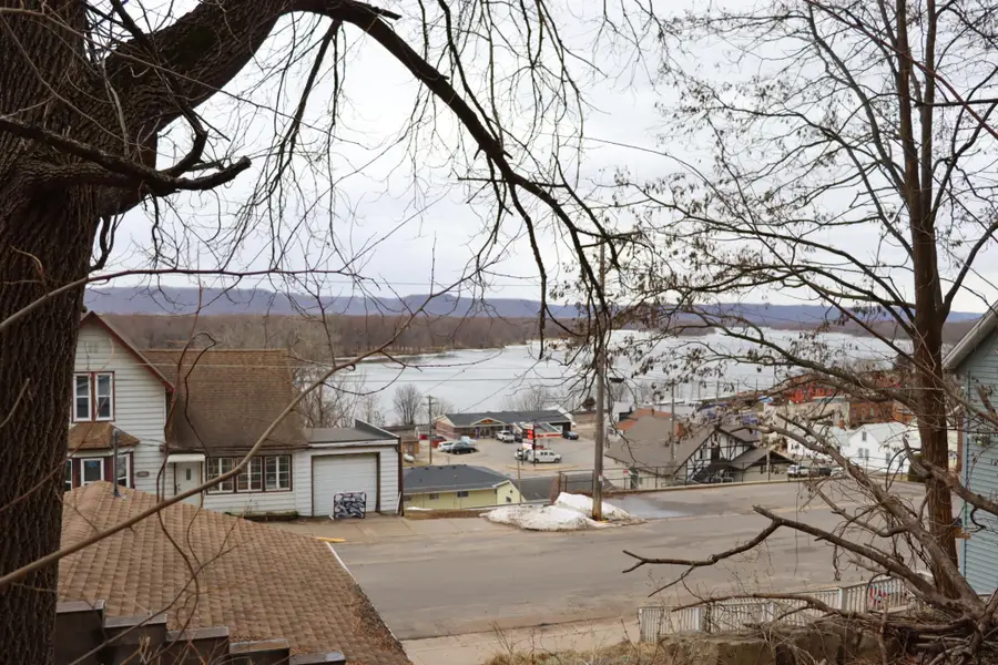 x South Hill Street, Fountain City, WI 54629 - #3