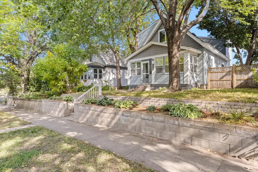 606 Cromwell Avenue, Saint Paul, MN 55104 - #2