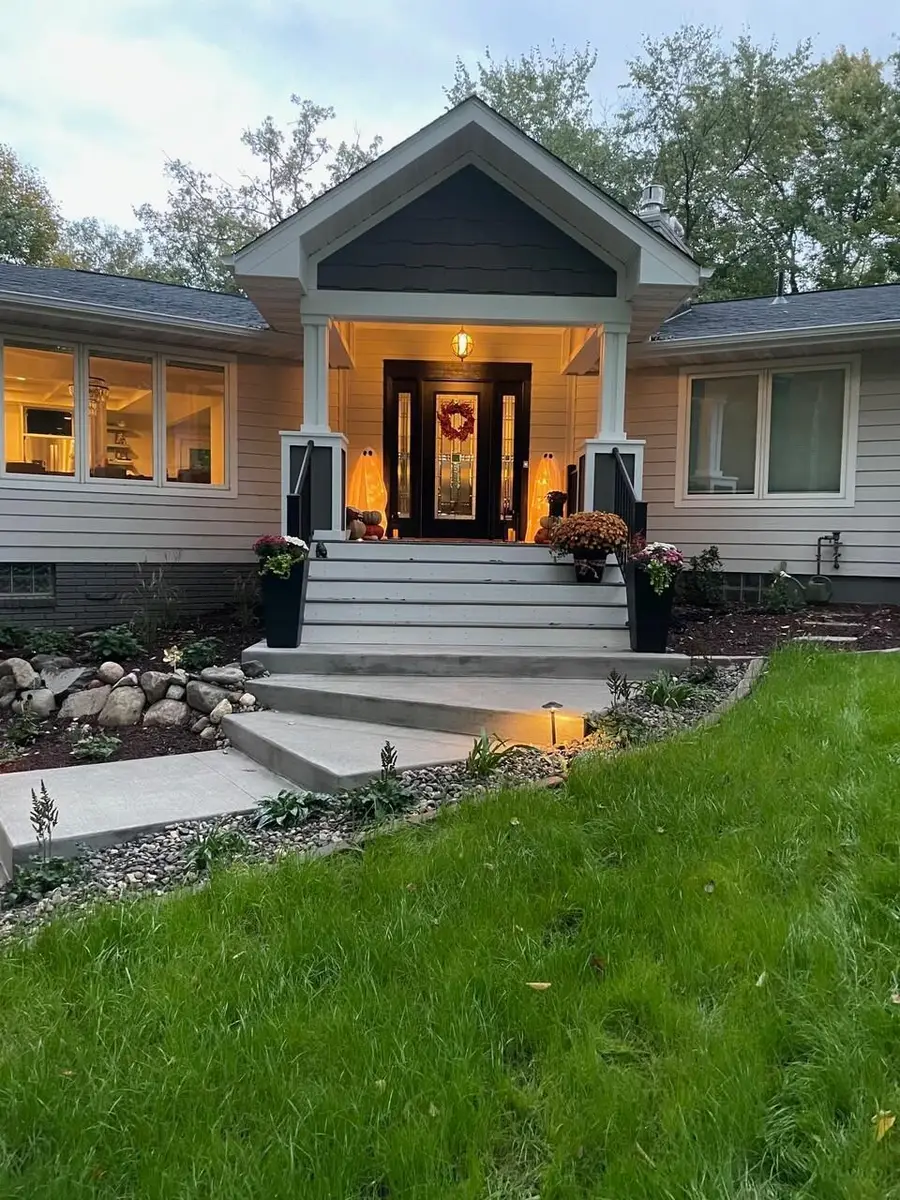 8475 Hidden Bay Trail N, Lake Elmo, MN 55042 - #3