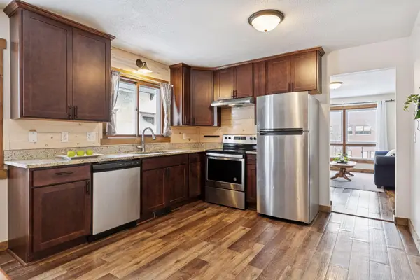 1084 3rd Street E, Saint Paul, MN 55106