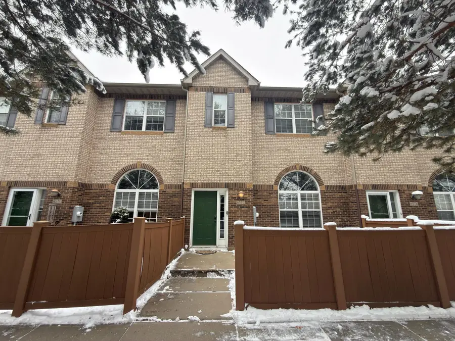 6572 Regency Lane, Eden Prairie, MN 55344 - #2