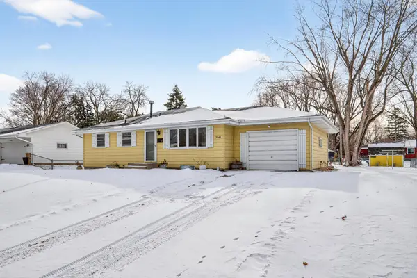 9141 61 1/2 Avenue N, New Hope, MN 55428