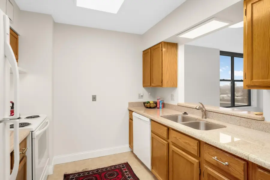 7600 Golden Valley Road #706, Golden Valley, MN 55427 - #3