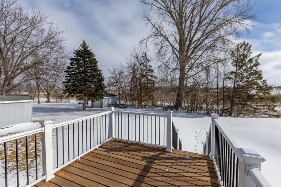 5622 Jeffery Avenue Sw, Howard Lake, MN 55349 - #3