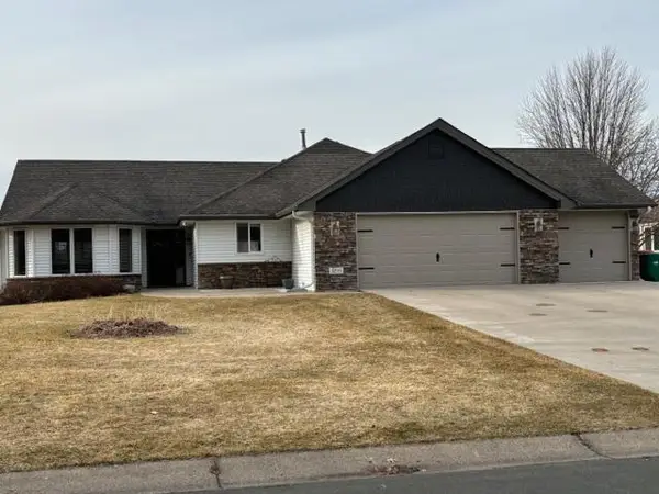 3298 139th Lane Nw, Andover, MN 55304