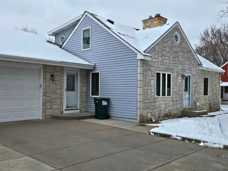 9016 Jackson Avenue, Circle Pines, MN 55014 - #3