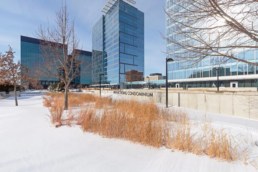 8151 33rd Avenue S #706, Bloomington, MN 55425 - #2