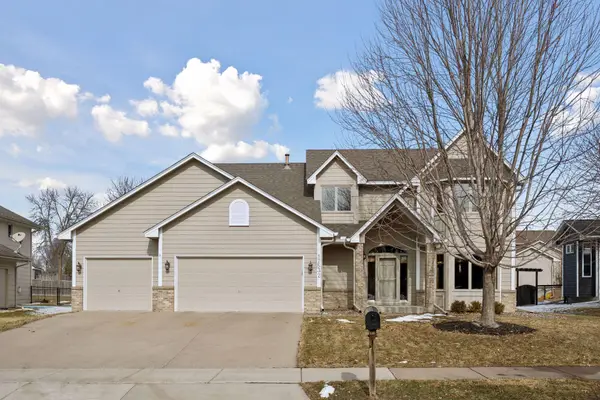 17532 82nd Avenue N, Maple Grove, MN 55311
