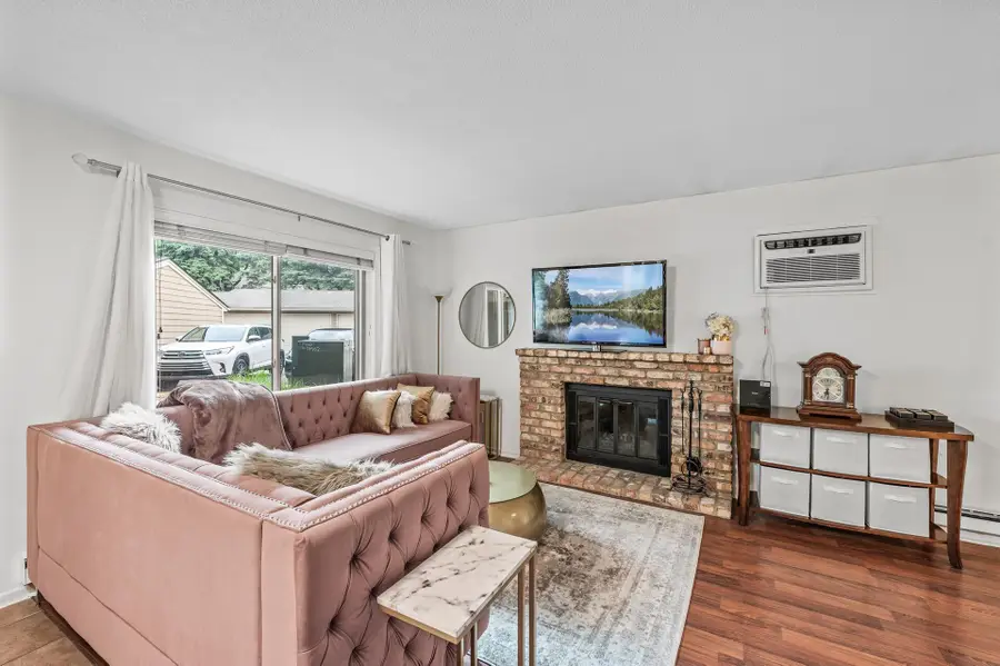 2220 Ridge Drive #16, Saint Louis Park, MN 55416 - #2