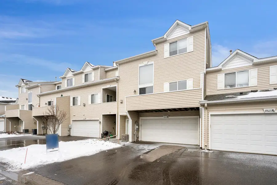 8622 Savanna Oaks Bay #K, Woodbury, MN 55125 - #3