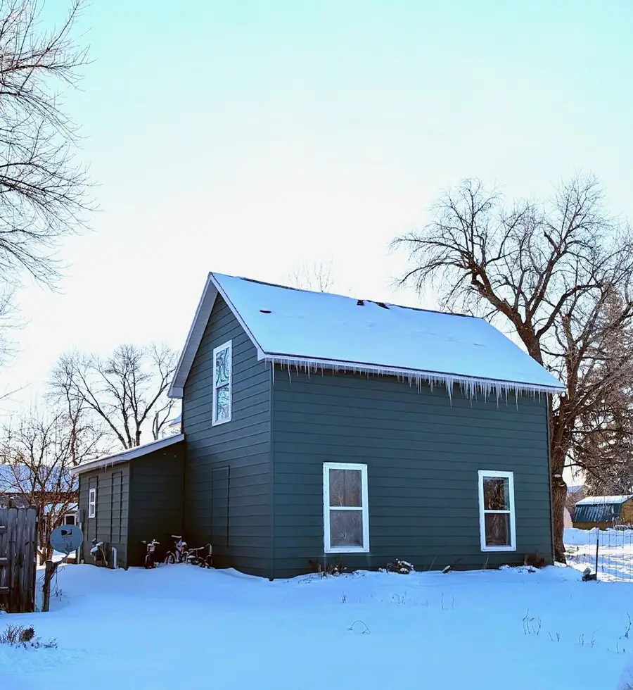 523 2nd Street Sw, Bagley, MN 56621 - #2
