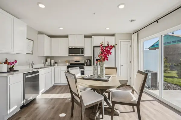 17587 Driscoll Place, Lakeville, MN 55044