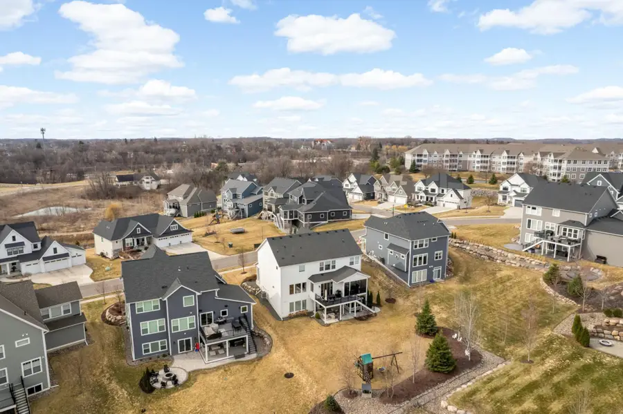 18950 49th Avenue N, Plymouth, MN 55446 - #2