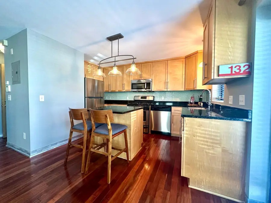 2201 3rd Avenue S #105, Minneapolis, MN 55404 - #2