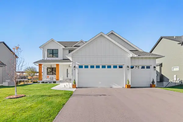 3147 Frattalone Road, Vadnais Heights, MN 55127