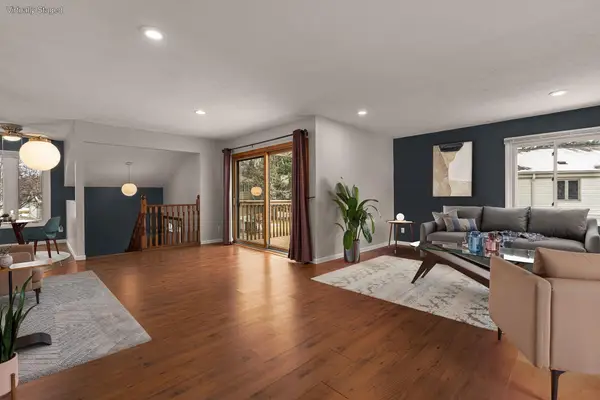 250 Cambria Court, Woodbury, MN 55125