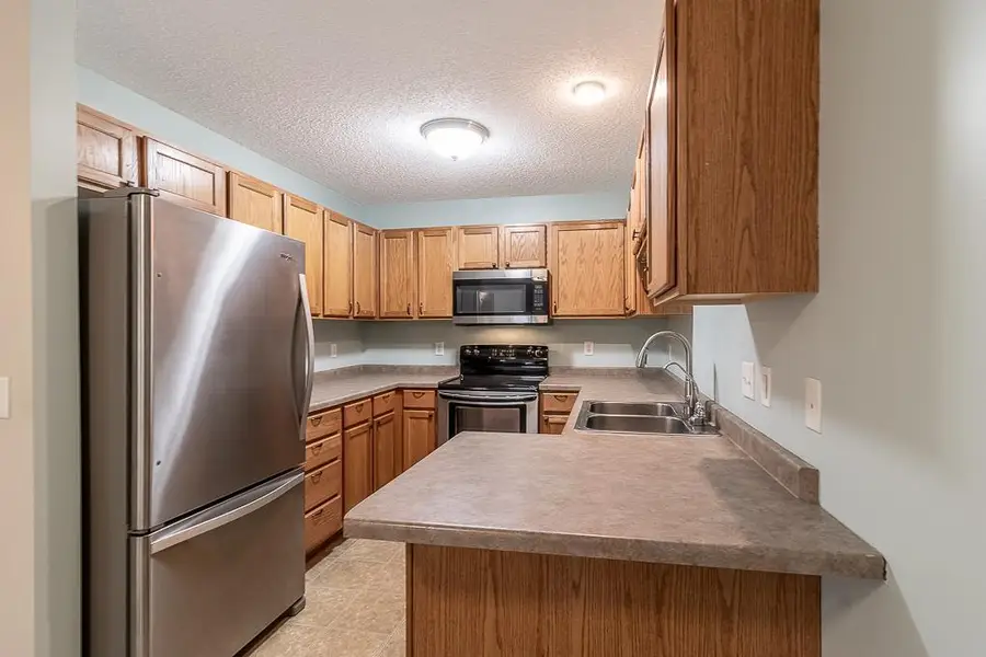 1504 Praha Street Se, New Prague, MN 56071 - #3