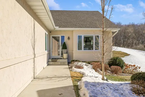14953 Hillside Circle Nw, Prior Lake, MN 55372