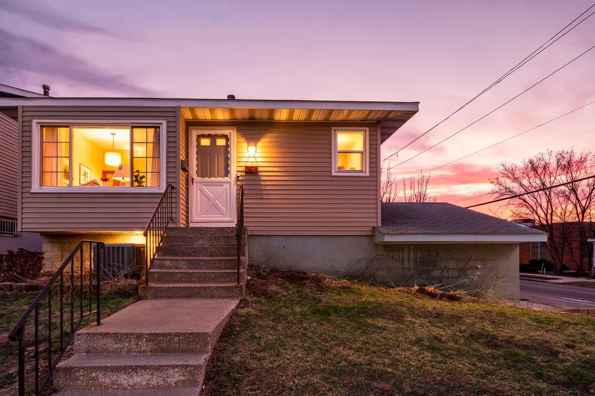 964 Western Avenue N, Saint Paul, MN 55117 - #1