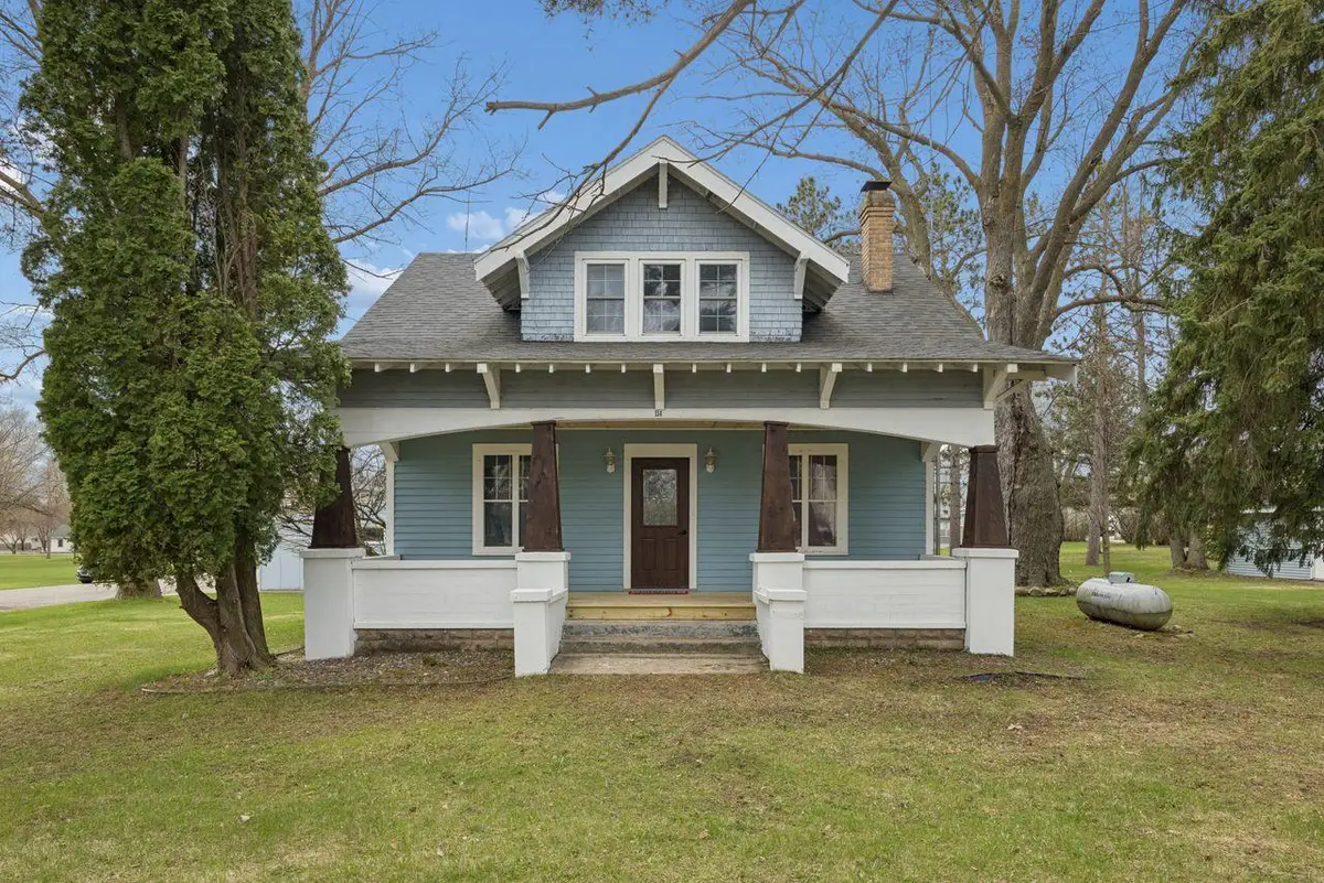 114 E Elm Avenue, Upsala, MN 56384 - #1