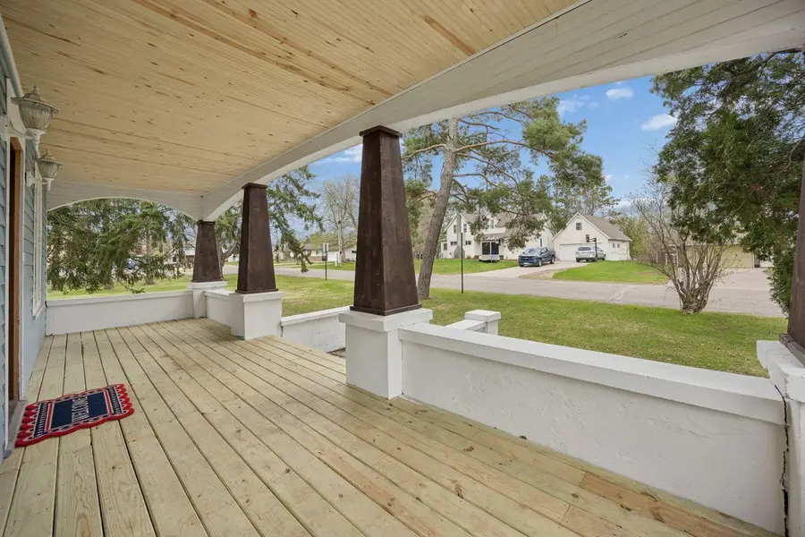 114 E Elm Avenue, Upsala, MN 56384 - #3