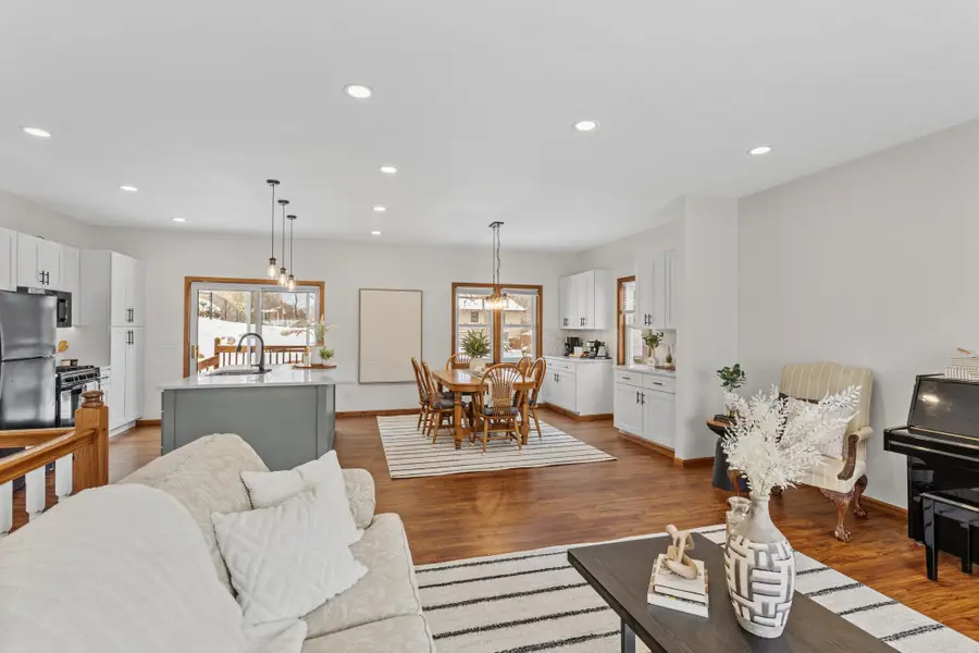 1113 Emerson Court, Burnsville, MN 55337 - #3