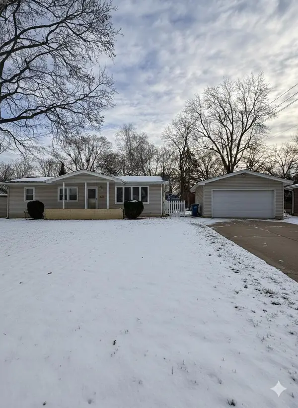 10025 Wentworth Avenue S, Bloomington, MN 55420